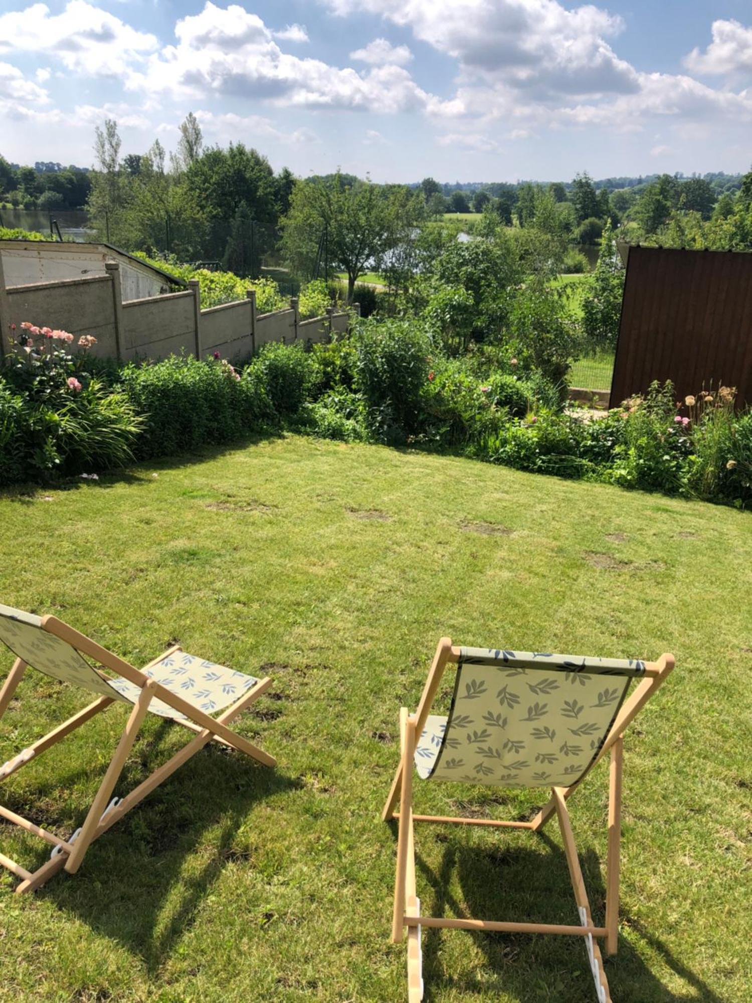 La Maison Du Lac Saint-Hilaire-du-Harcouët Buitenkant foto
